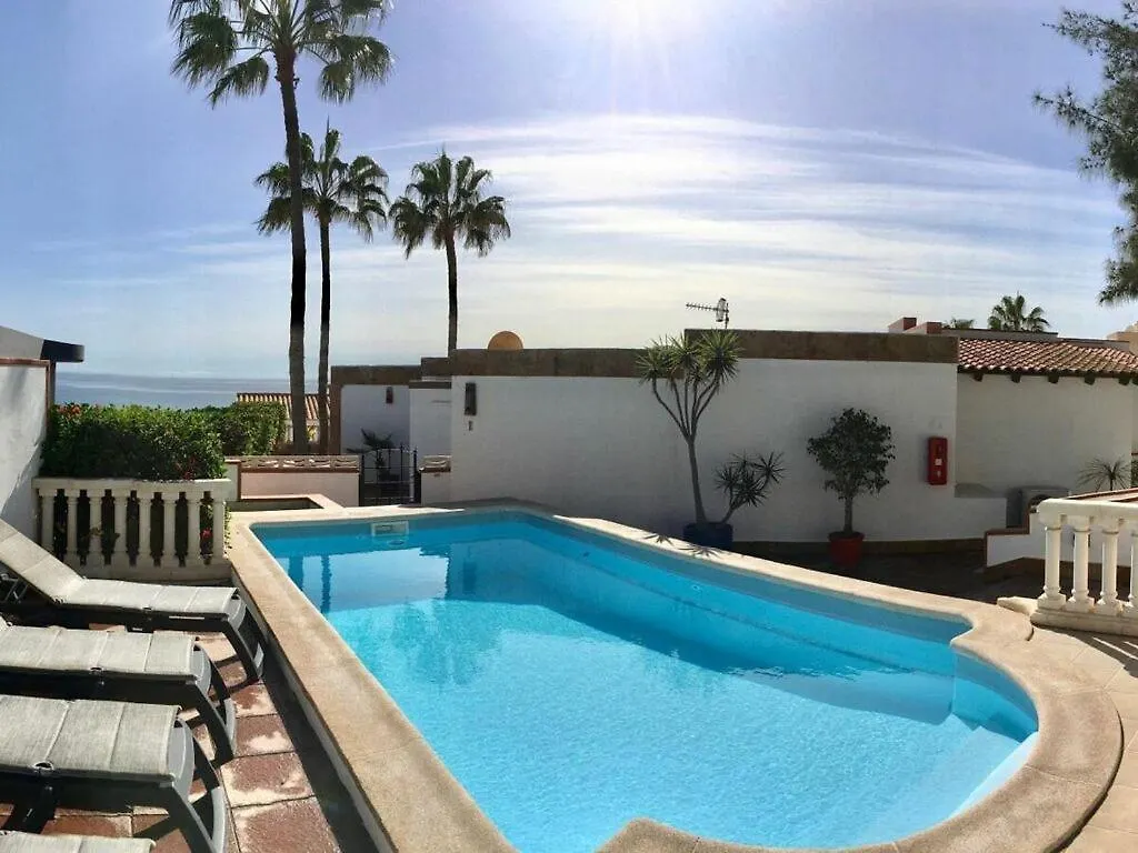 Alejandro, Residence Panorama Jardin Κόστα Κάλμα